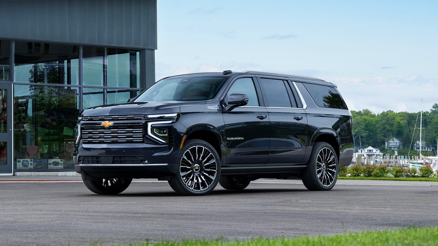 2026 Chevrolet Suburban LT